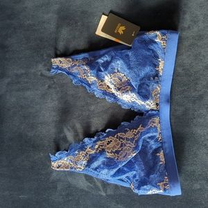 Wacoal Blue Lace Bralette with Beige Accents